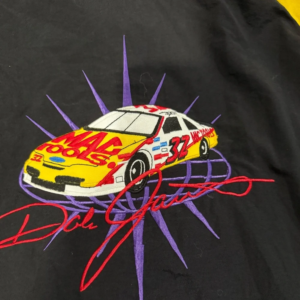 ⬇️ Vintage Swingster Men’s Dale Jarett NASCAR Windbreaker Jacket, Size XL.